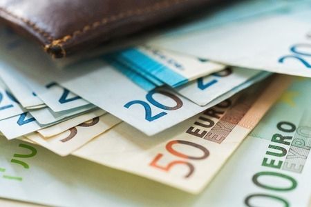 IHR SCHNELLES UND ZUVERLÄSSIGES KREDITANGEBOT