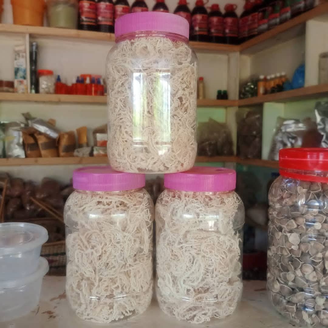 Behandlung mit natürlichen Kräutern.
