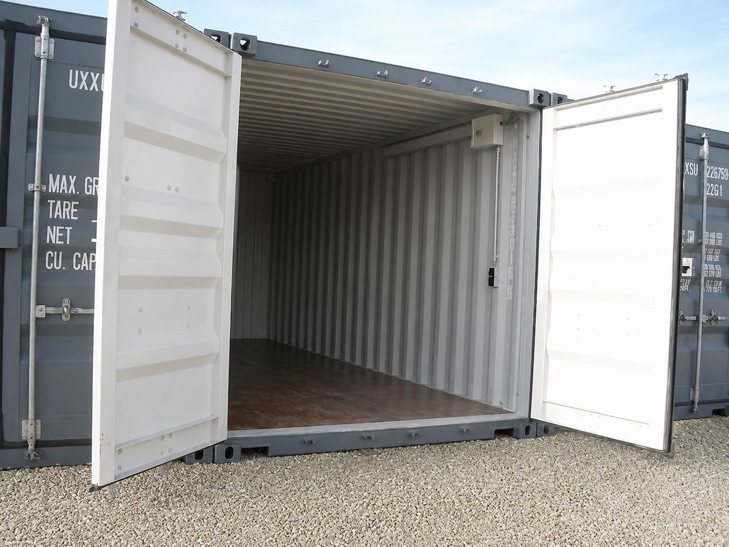 Lager für Handwerker Licht + Strom - Lager - Lagerfläche-Container-Halle-Abstellraum
