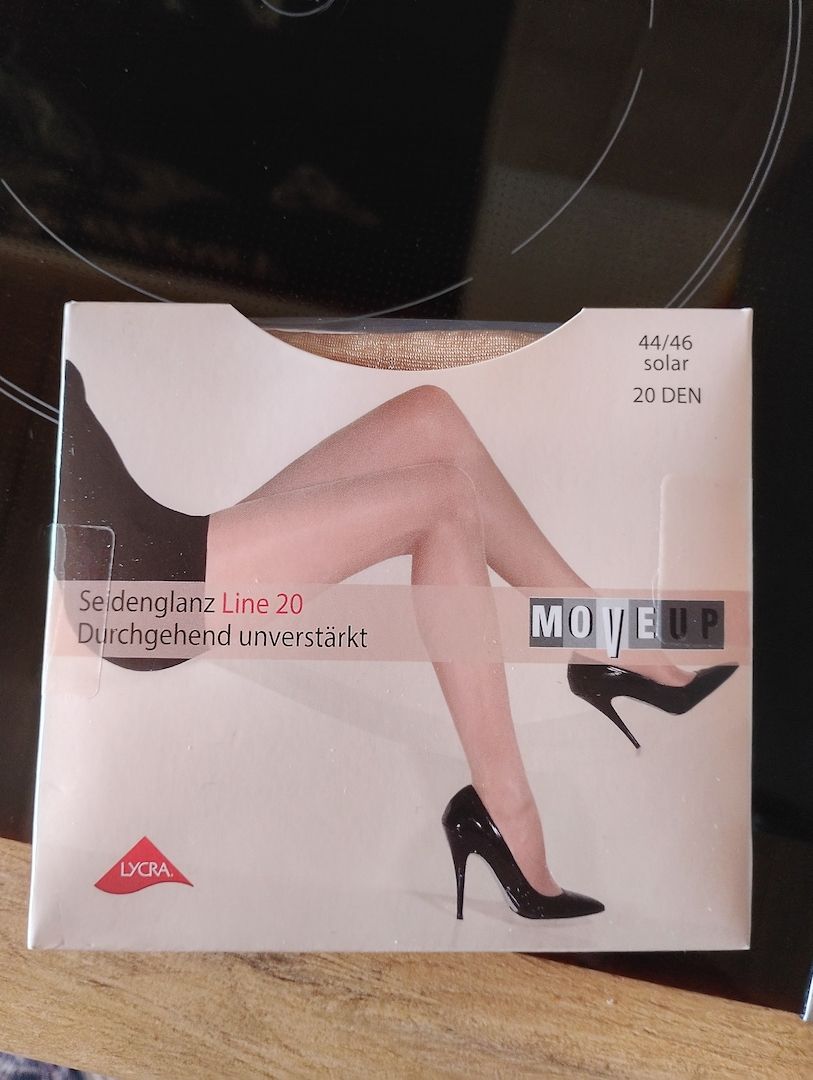 Verschenke 3x bisher ungetragene Strumpfhosen