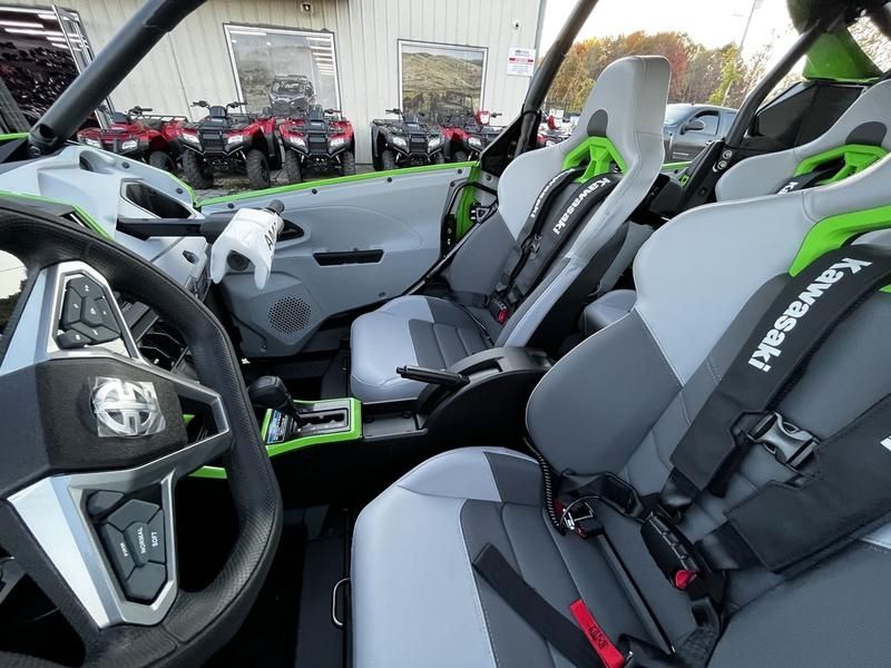 Gebrauchte Kawasaki Teryx®4 H2 Deluxe eS (Modelljahr 2026) zu verkaufen.
