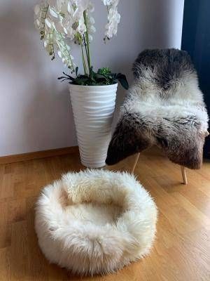 Katzenbetten aus natürlichem Schaffell, Premium