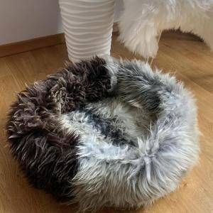 Katzenbetten aus natürlichem Schaffell, Premium