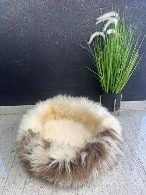 Katzenbetten aus natürlichem Schaffell, Premium