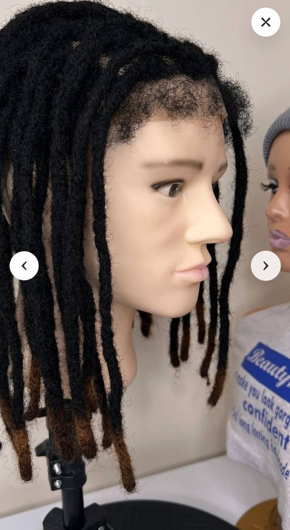 Verkauf von Afro-Dreadlock-Extensions sowie Perücken aus Echthaar (Dreads/Locs).