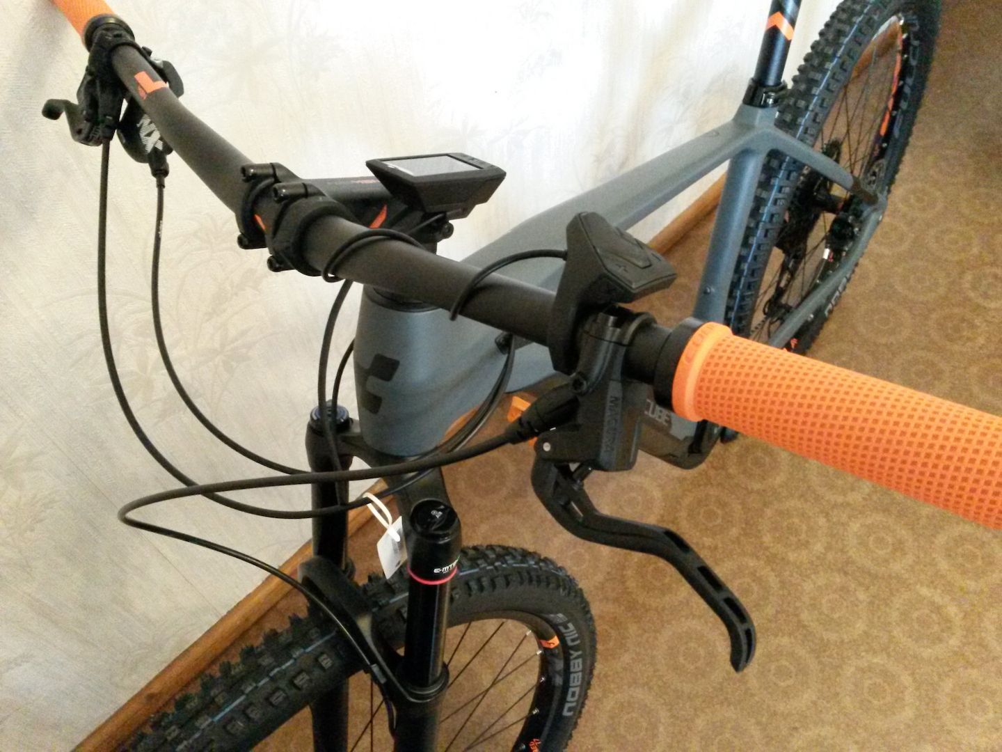 Cube Elite Hybrid C:62 Race 625