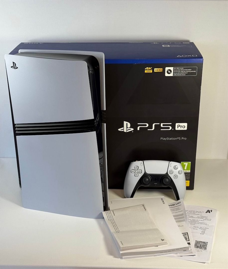 Sony PlayStation PS5 Pro, Sony PlayStation PS5 Slim, Nintendo Switch 2, Microsoft Xbox Series X 2TB