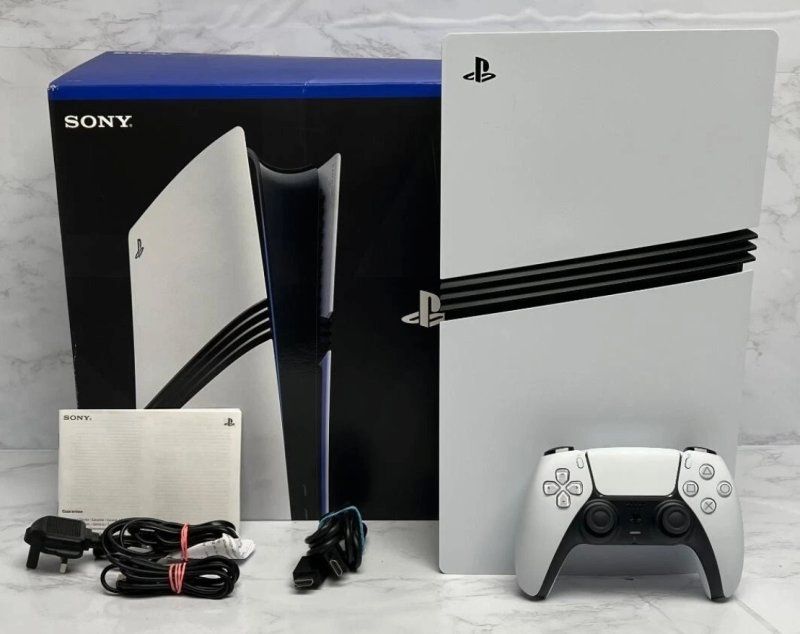 Sony PlayStation PS5 Pro, Sony PlayStation PS5 Slim, Nintendo Switch 2, Microsoft Xbox Series X 2TB