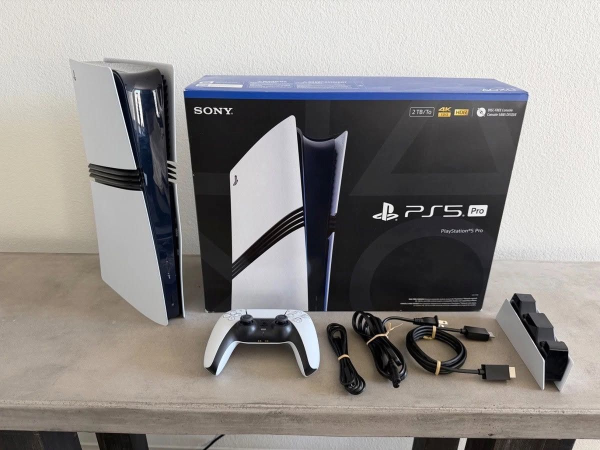 Sony PlayStation PS5 Pro, Sony PlayStation PS5 Slim, Nintendo Switch 2, Microsoft Xbox Series X 2TB