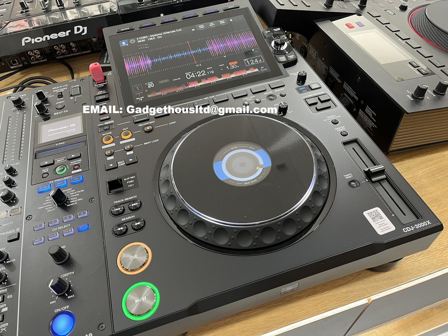 Pioneer CDJ-3000, Pioneer DJM-A9, Pioneer CDJ-2000NXS2, DJM-900NXS2, DJM-V10 ,AlphaTheta CDJ-3000X