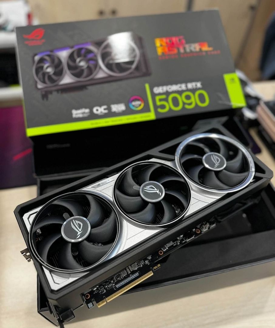 GeForce RTX 5090, RTX 5080, RTX 5070 Ti, RTX 5070, RTX 4090, RTX 4080 Super,  RTX 4080, RTX 4070 Ti