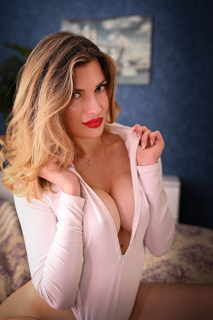 Natürlicher Blowjob 69 Entspannende Ölmassage