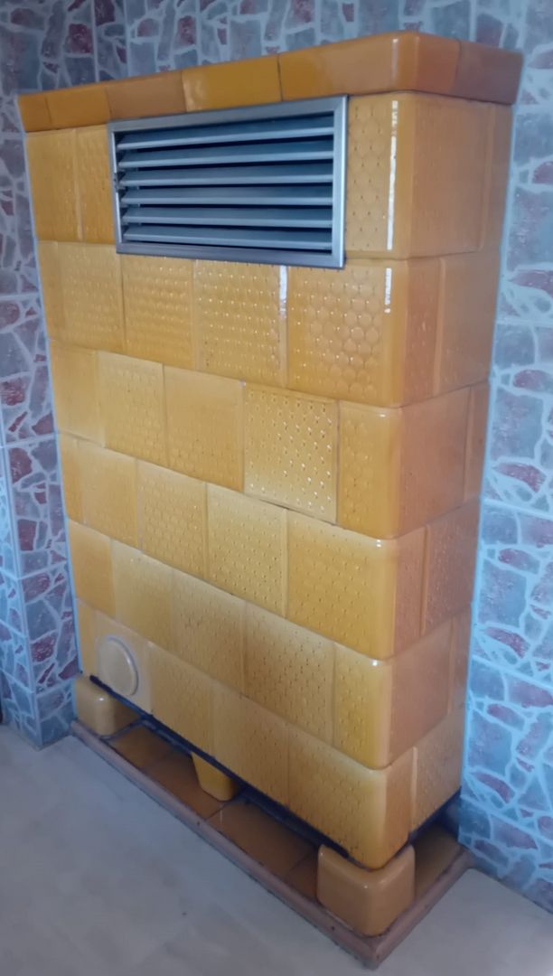 Kachelofen mit Einsatz zum Selbstabbau