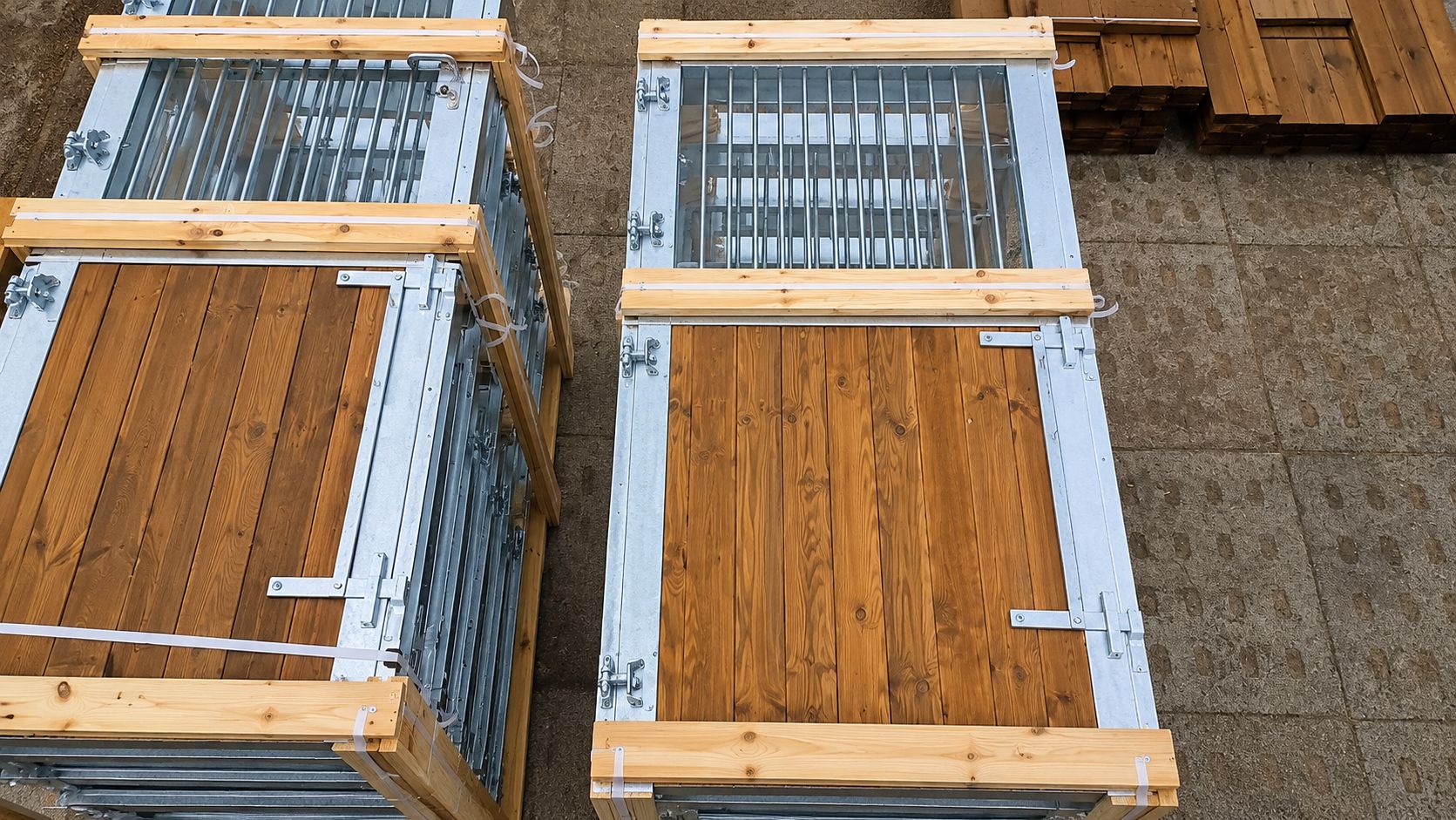 Stalltür kaufen & Paddocktür, Pferdestalltür - Schiebetore kaufen