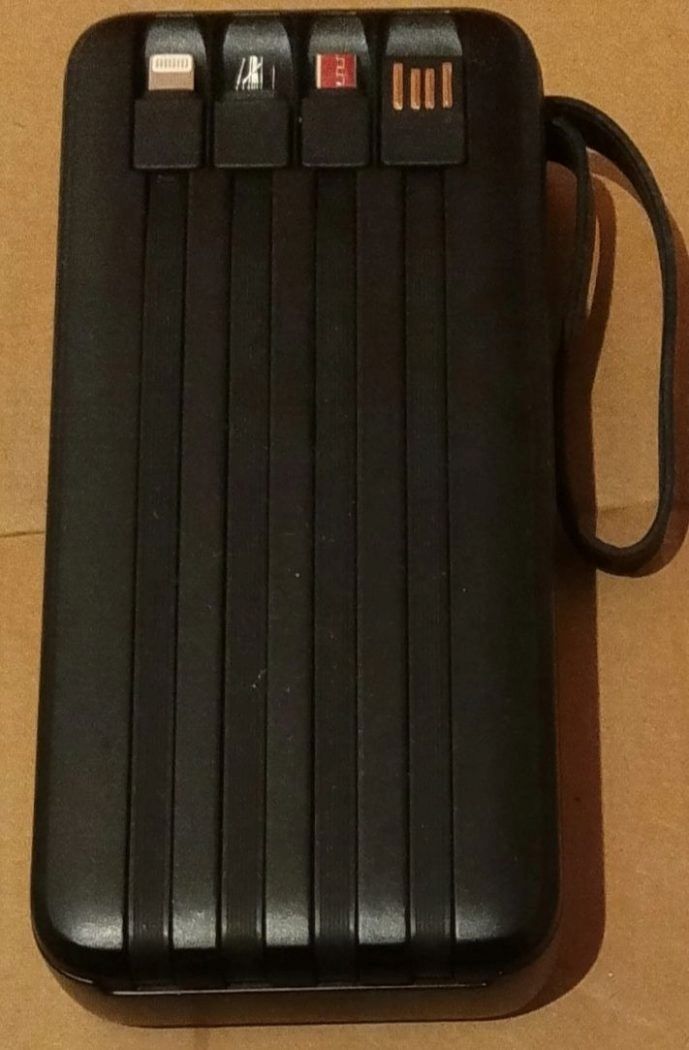 Powerbank 20000mAh USB-C Schnellladegerät Externer Akku, USB 2 von Links defekt