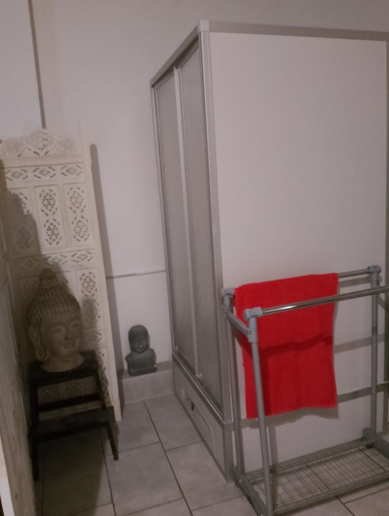 Wellness-Massage in Krefeld – Männlicher Masseur | Ganzkörpermassage 60 Min. 50 €