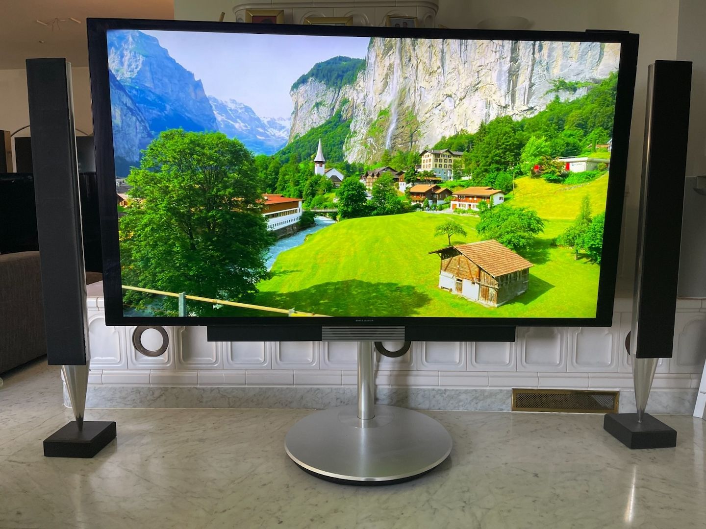 Bang & Olufsen BeoVision Avant 75 Zoll 4K