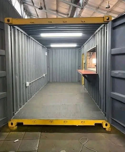 Verkauf von neuen und gebrauchten 20- und 40-Fuß-See- und Lagercontainern.