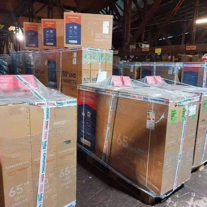 📦 Hochwertige Paletten mit 65-Zoll-Smart-TVs aus Lagerauflösungen
