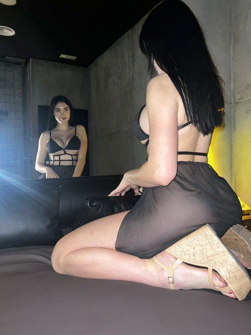 Suche einen Mann in Berlin für ein privates Treffen.