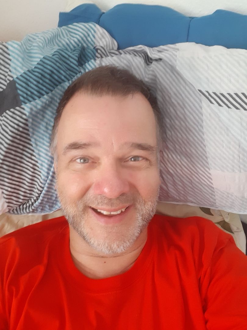 M, 44 sucht F, 19 - 49 J. Lass uns telefonieren u. bei Sympathie treffen