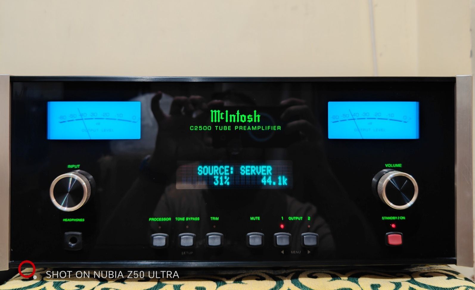 McIntosh C2500 Vacuum Röhrenvorverstärker