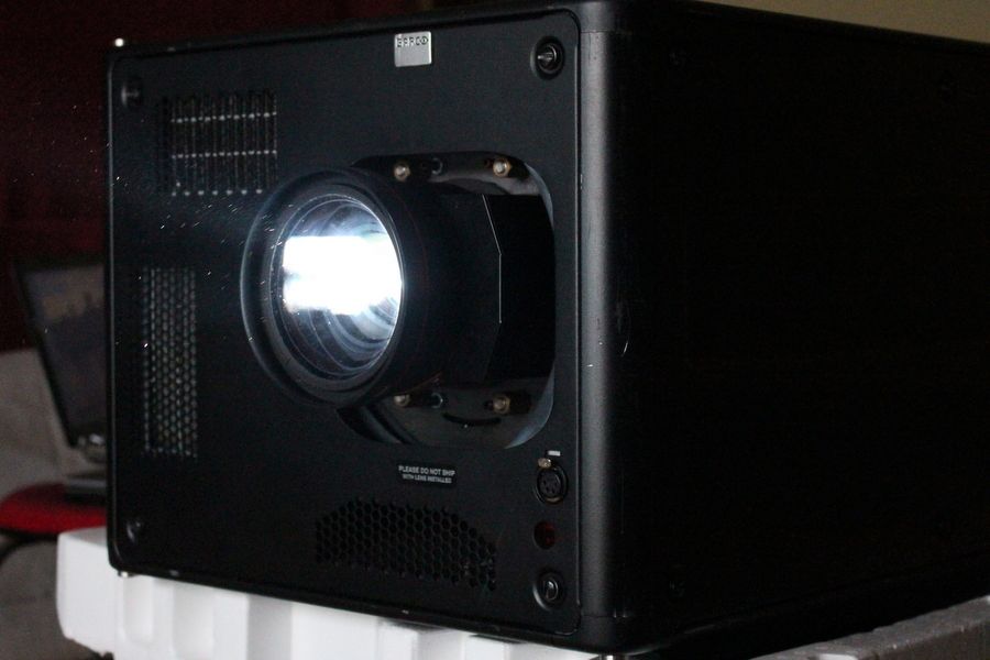 Barco HDX W20 Flex Beamer Projektor