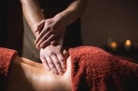 Ölmassage in Krefeld – von Mann zu Mann, auch für Frauen und Paare, sinnlich & entspannend