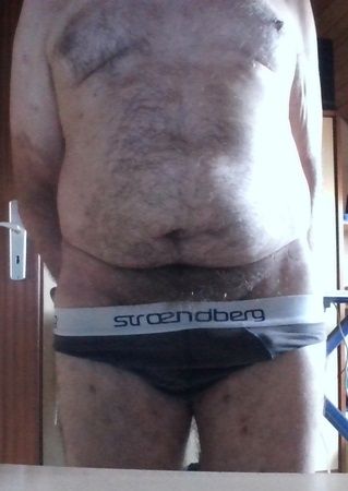 Suche willige, untervögelte Hausfrau für gelegentliche, geile Sextreffen