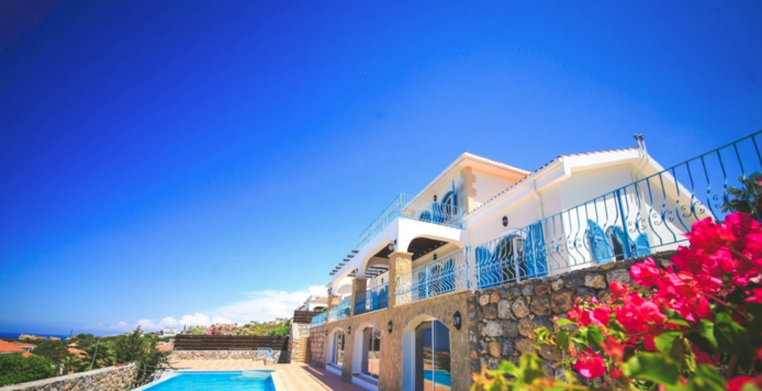 Luxus Villa mit Meerblick, privater Pool, Kamin; Kyrenia, Nordzypern