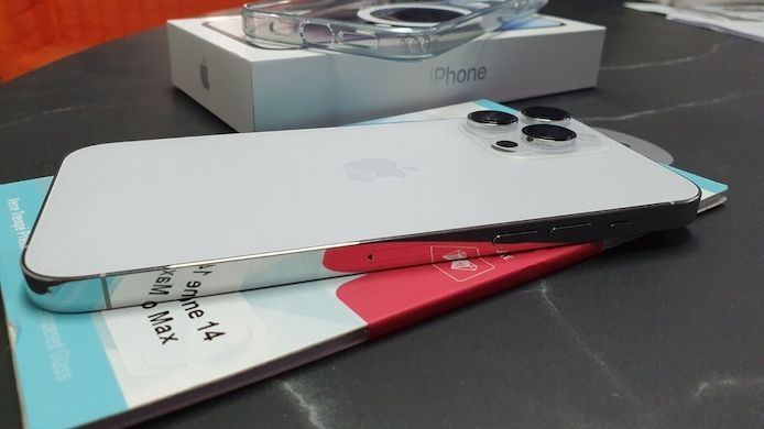 Apple iPhone 14 Pro Max 512 GB Silber mit APPLE Care+ mit Diebstahlschutz
