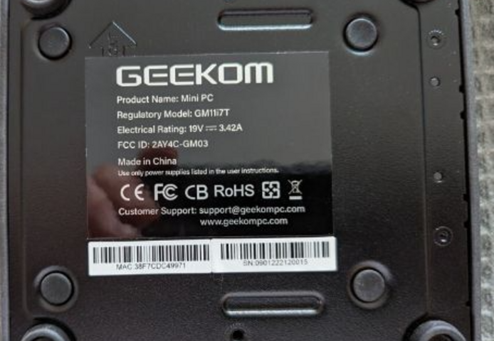 Geekom Mini-PC, Windows 11 Pro Mini IT11, Intel Core i7