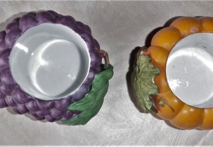 2 Keramik Teelichthalter Weintraube und Kürbis
