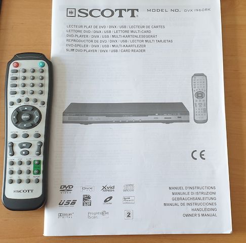 Scott DVX i960BK DVD-Player (mpeg4/dvd/cd usw.) mit Card Reader