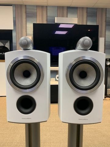 Bowers and Wilkins 805 D3
