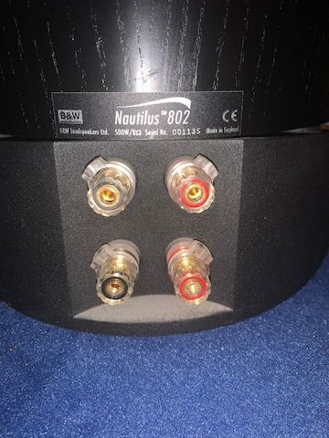 B&W Nautilus 802 mit Center Speaker, Subwoofer und Endstufe