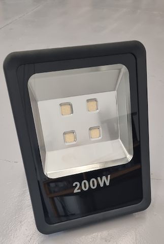 LED-Flutlicht 200W IP65