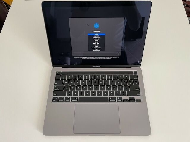 Apple MacBook Pro 13,3 Zoll (512GB SSD, Apple M1, 16GB) Space Grau mit Garantie