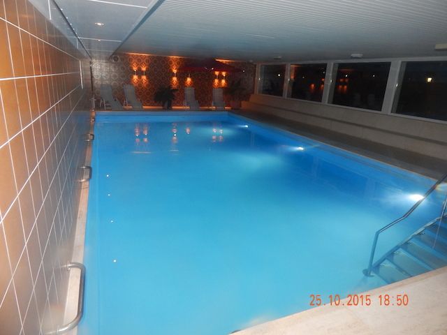 Nordsee Horumersiel Ferienwohnung für 2 Personen Schwimmbad im Haus.