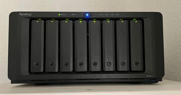 Synology DS1821+  NAS Vollausstattung * 32GB