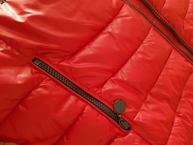 Damenjacke gesteppt Monte Cervino rot mit Kapuze Gr. XL 