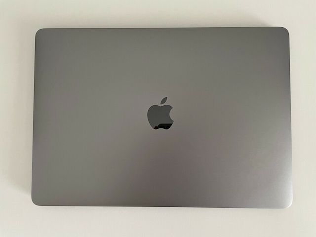 Apple MacBook Pro 13,3 Zoll (512GB SSD, Apple M1, 16GB) Space Grau mit Garantie