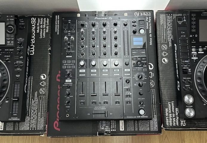 Pioneer CDJ-2000NXS2 , Pioneer DJM-900NXS2,  Pioneer CDJ-3000 , Pioneer DJM-A9 , Pioneer DJM-V10-LF