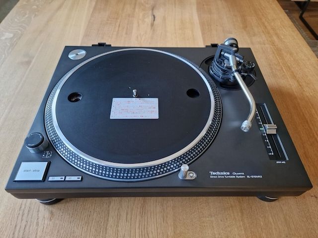 2 X Technics SL - 1210 MK2 Direct Drive DJ Plattenspieler