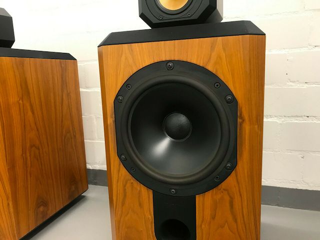 B&W 801 Series 3  Bowers Wilkins HighEnd Lautsprecher Speakers Monitore