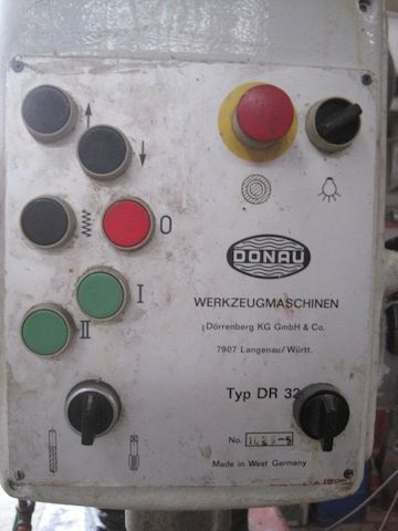 Donau DR 32 Schnellradiale Radialbohmaschine Säulenbohrmaschine Bohrmaschine