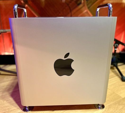 Mac Pro 7.1, 16 Core, 3,2 GHZ, 224 GB RAM