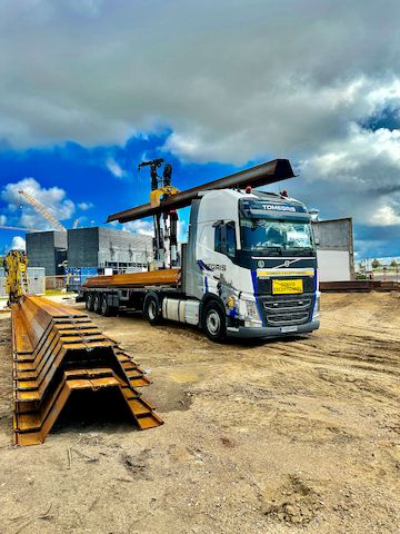 Logistik - Übergroße Fracht und andere Dienstleistungen