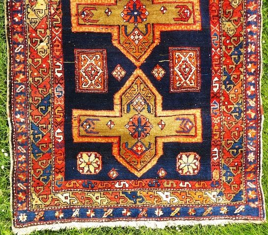 Sammlerteppich Kazak 19. Jh. 265x126 T116