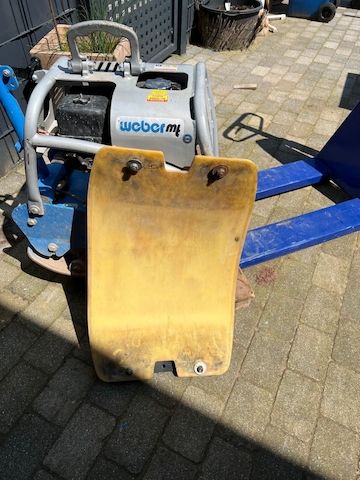 Weber Rüttelplatte CR 3 200 kg mit Schutzmatte Verdichter